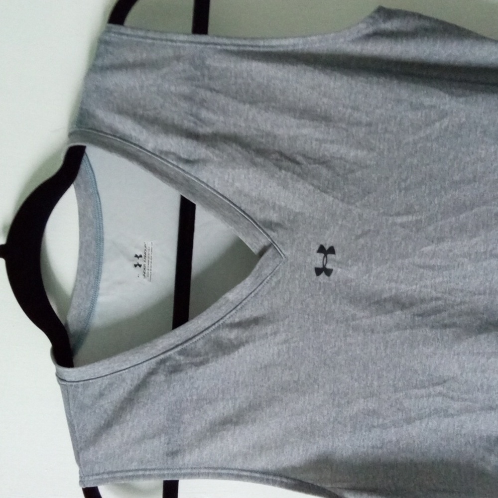 Under Armour Sleeveless Top